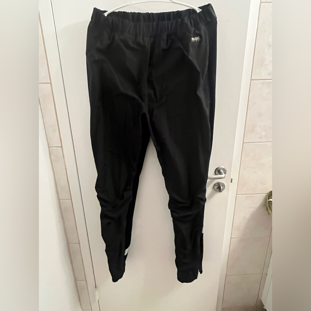 Running Room Black Athletic Pants